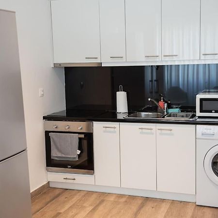 Bright 2Br Apartment In Palaio Faliro- Athen Exterior foto