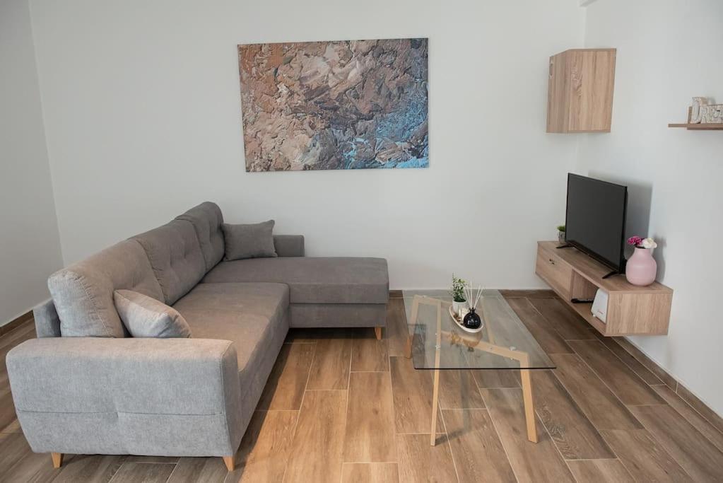 Bright 2Br Apartment In Palaio Faliro- Athen Exterior foto
